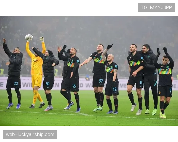 “边翼卫”的胜利：复盘国际米兰战胜罗马一役的战术细节