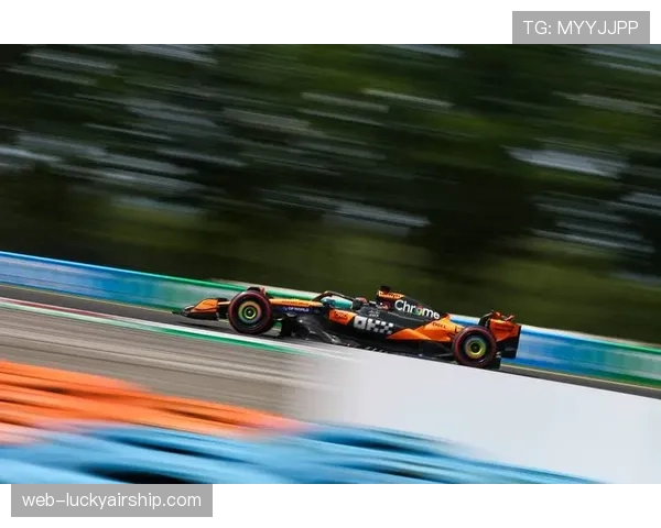 排位赛Q3倒计时：勒克莱尔在9-10号连续弯锁死轮胎，痛失杆位