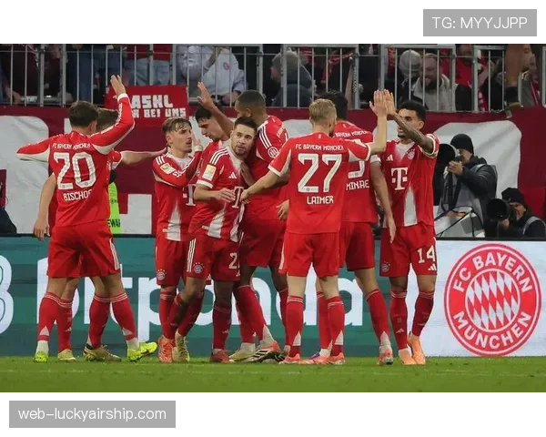 拜仁客战圣保利：诺伊尔神扑化解单刀，保持零封纪录